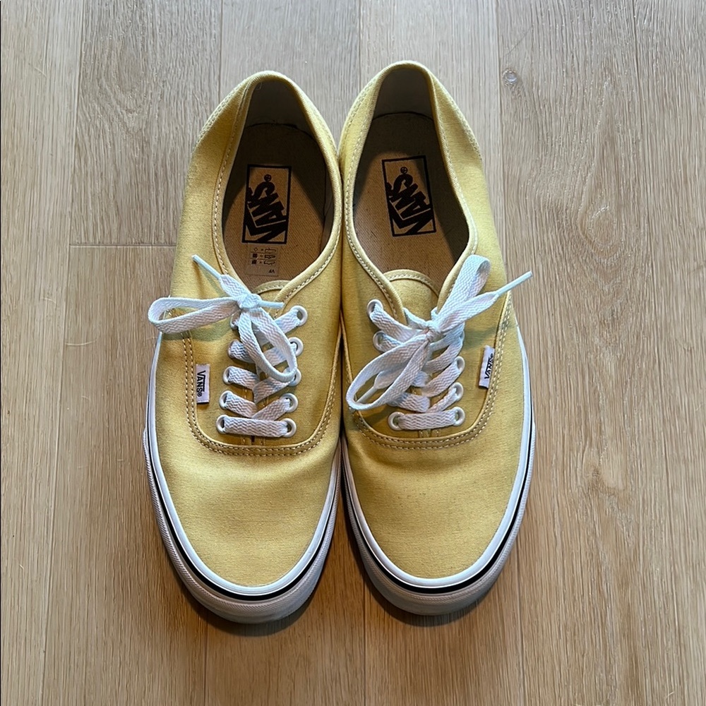 Vans Authentic Yellow MENS 10.0
